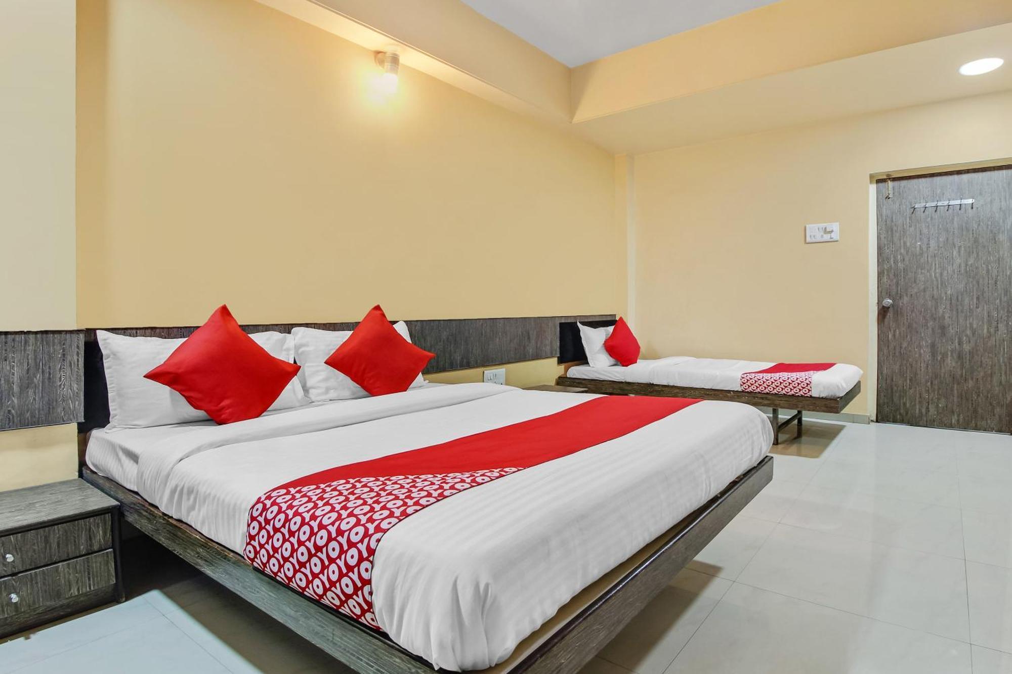 Hotel O Priyanka Residency โซลาปูร์ ภายนอก รูปภาพ