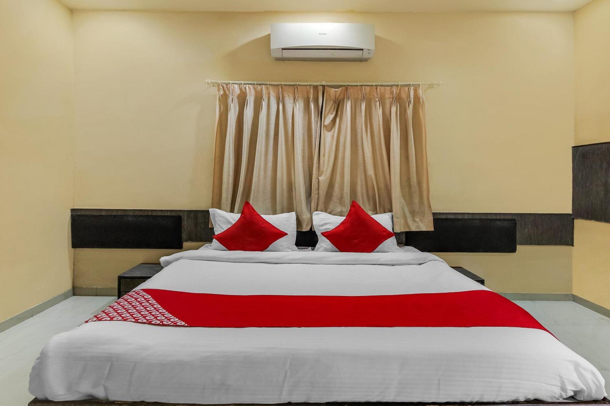 Hotel O Priyanka Residency โซลาปูร์ ภายนอก รูปภาพ
