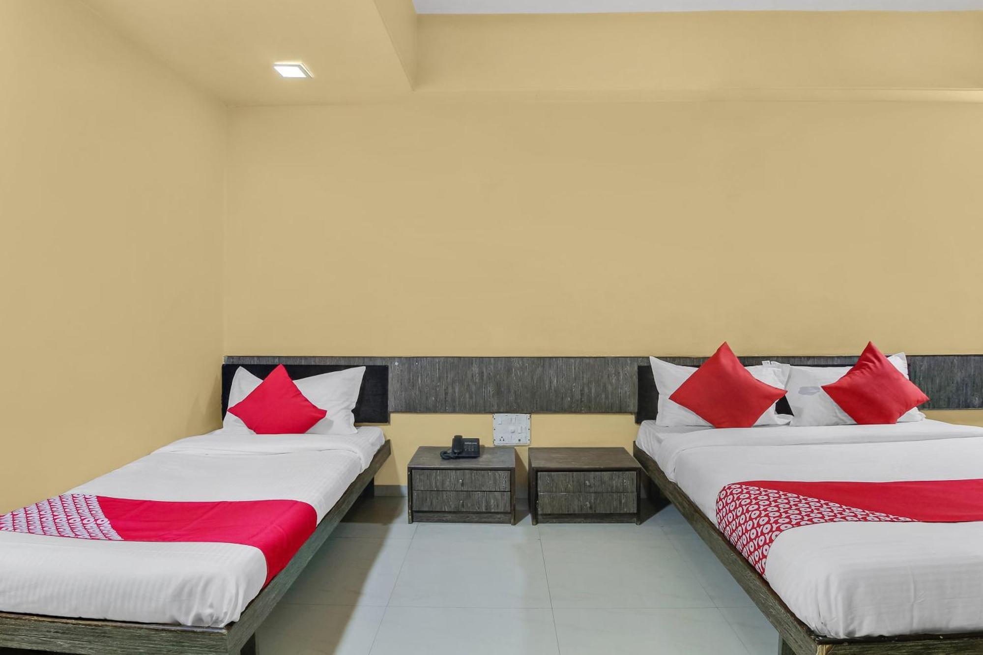 Hotel O Priyanka Residency โซลาปูร์ ภายนอก รูปภาพ