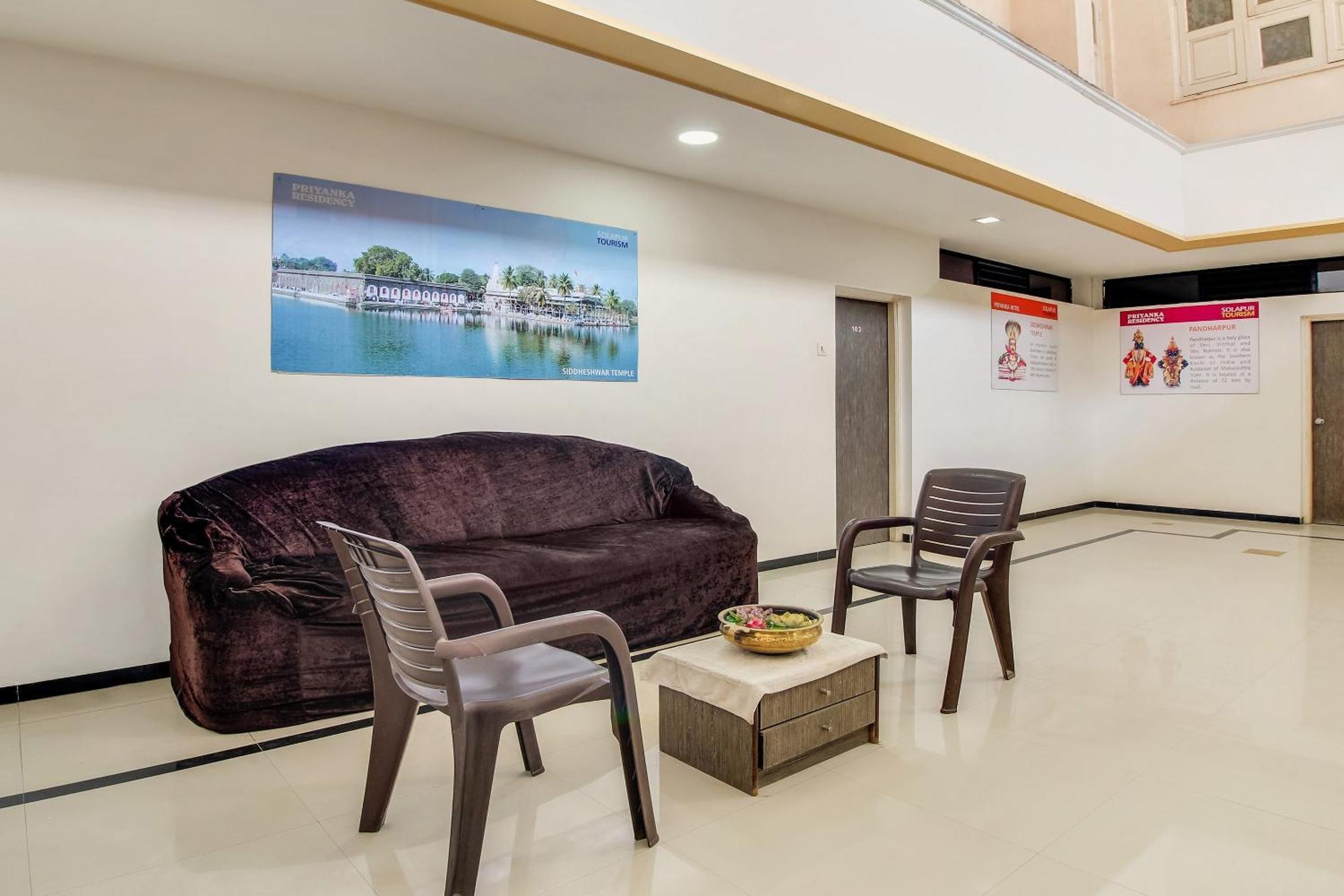 Hotel O Priyanka Residency โซลาปูร์ ภายนอก รูปภาพ